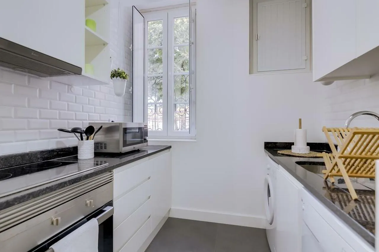 Alfama By Lisbon Inside Out Apartment